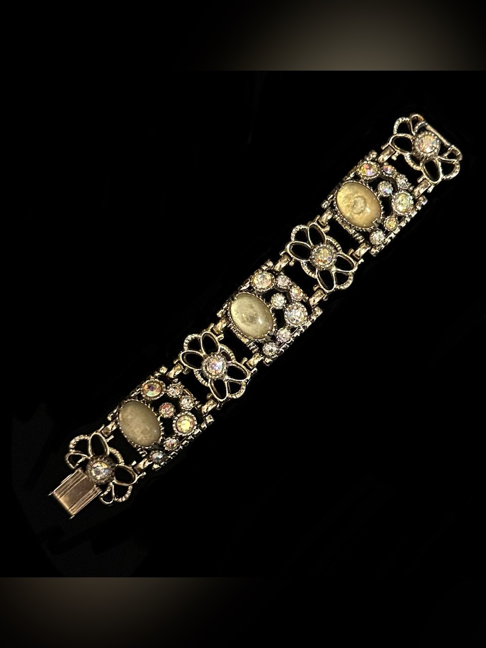 Vintage Gold-Tone Floral Crystal Bracelet - Women Jewelry